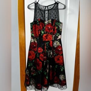 SD Collection Black and Red Floral Midi Dress